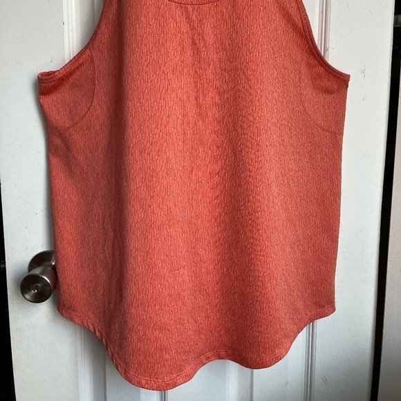 Old Navy workout tank size Xlarge - Picture 2 of 4